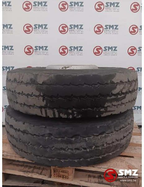 Michelin Occ vrachtwagenband Michelin 12R22.5 - Шина для Грузовиков: фото 1 Michelin Occ vrachtwagenband Michelin 12R22.5 - Шина для Грузовиков: фото 1