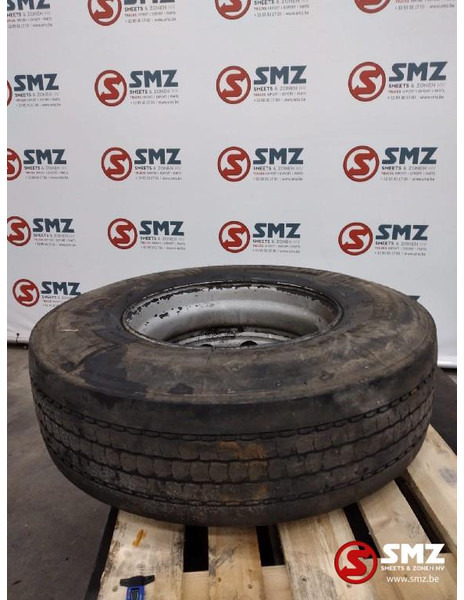 Michelin Occ vrachtwagenband Michelin 315/80R22.5 - Шина для Грузовиков: фото 1 Michelin Occ vrachtwagenband Michelin 315/80R22.5 - Шина для Грузовиков: фото 1