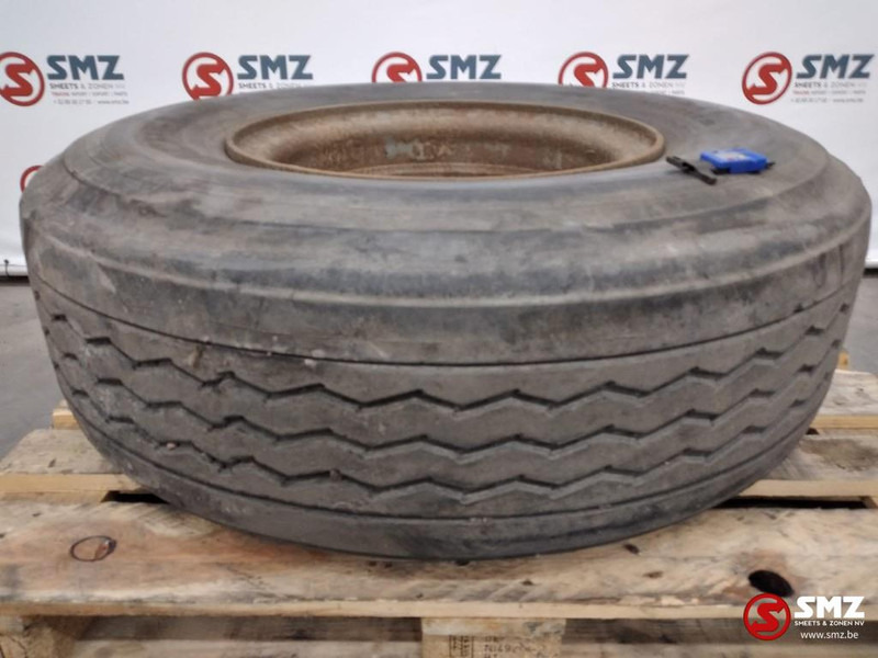 Michelin Occ vrachtwagenband Michelin 365/80R20 - Шина для Грузовиков: фото 1 Michelin Occ vrachtwagenband Michelin 365/80R20 - Шина для Грузовиков: фото 1