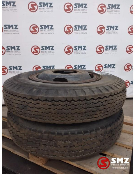 Шина для Грузовиков Pirelli Occ vrachtwagenband Pirelli 8.25-20: фото 1