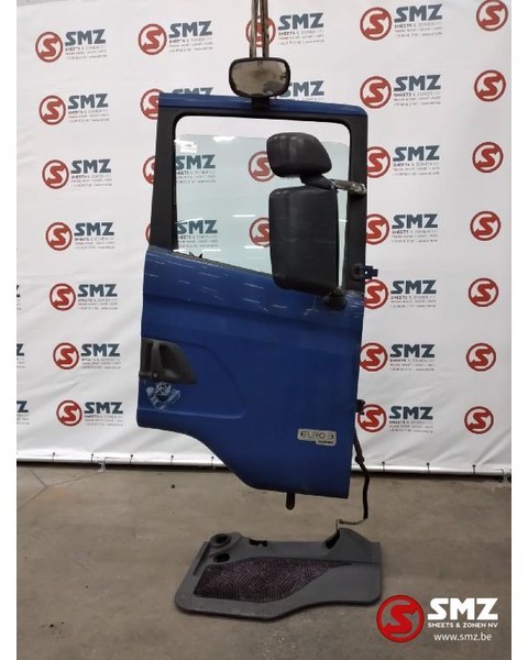 Scania Occ Deur rechts CR19 4 serie - Дверь и запчасти для Грузовиков: фото 1