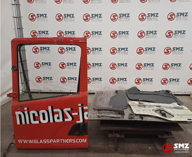 Scania Occ deur links + binnenbekleding 4 Serie Torpedo S - Дверь и запчасти для Грузовиков: фото 1