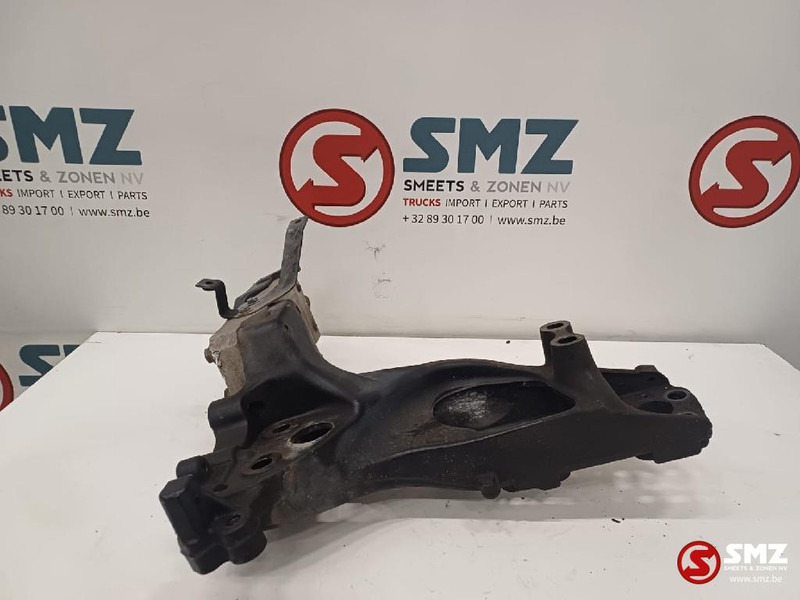 Scania Occ framebeugel links Scania - Рама/ Шасси для Грузовиков: фото 1