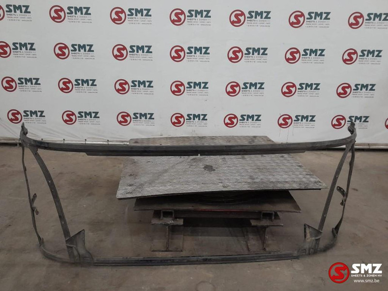 Scania Occ grille frame Scania - Решётка радиатора для Грузовиков: фото 1 Scania Occ grille frame Scania - Решётка радиатора для Грузовиков: фото 1