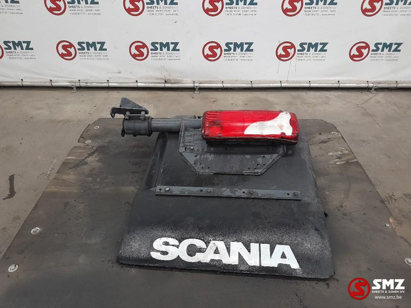 Scania Occ spatbord met steun rechtsachteraan Scania - Кузов и экстерьер для Грузовиков: фото 1 Scania Occ spatbord met steun rechtsachteraan Scania - Кузов и экстерьер для Грузовиков: фото 1