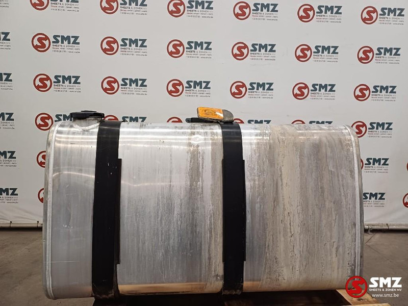 Volvo Occ brandstoftank met steunen Volvo - Топливный бак для Грузовиков: фото 1 Volvo Occ brandstoftank met steunen Volvo - Топливный бак для Грузовиков: фото 1