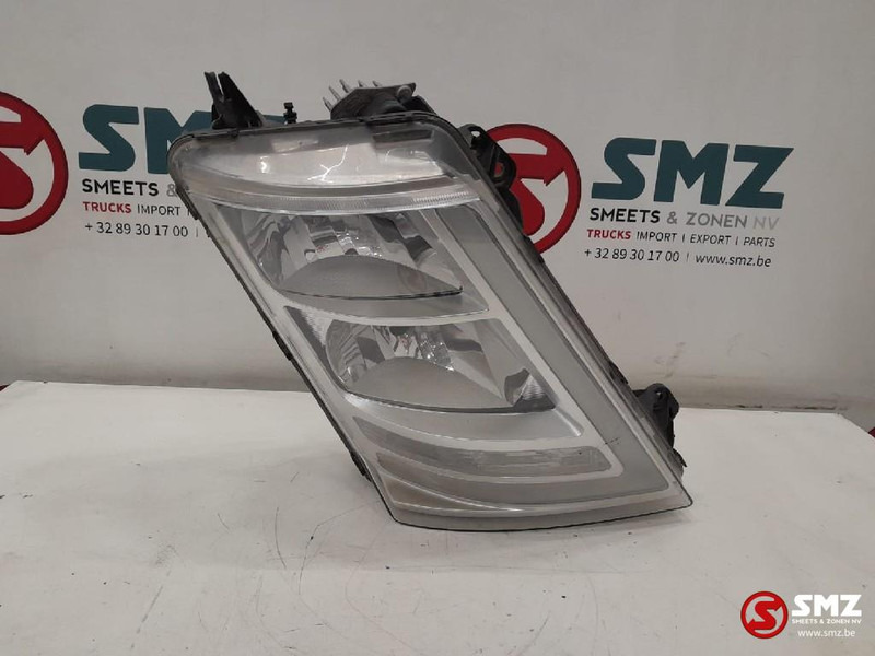 Volvo Occ koplamp rechts Volvo - Передняя фара для Грузовиков: фото 1 Volvo Occ koplamp rechts Volvo - Передняя фара для Грузовиков: фото 1