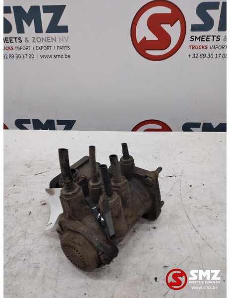 MAN Occ aanhangerregelklep MAN TGX 81523016213 K020623 - Запчасти для Грузовиков: фото 1