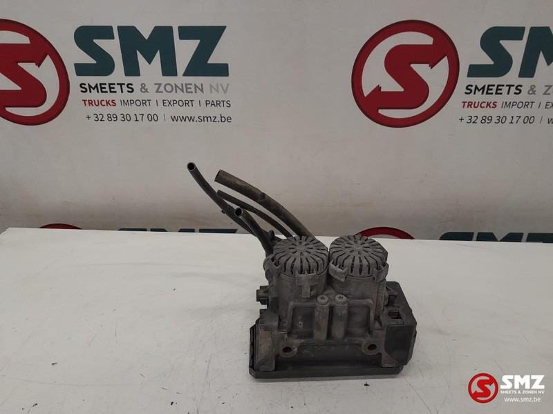 Mercedes-Benz Occ EBS achterasmodulator Mercedes - Запчасти для Грузовиков: фото 1