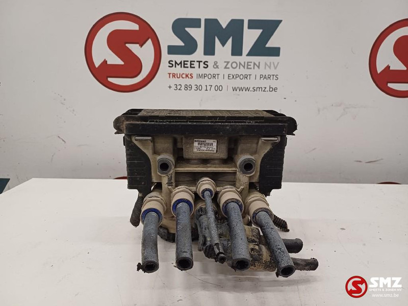 Renault Occ EBS achterasmodulator Renault - Запчасти для Грузовиков: фото 1