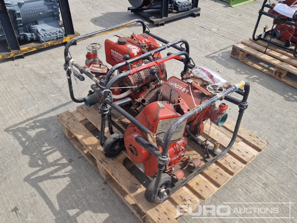 2.5" Waterpump, Lister Engine (2 of) (Spares) - Насос для воды: фото 1 2.5" Waterpump, Lister Engine (2 of) (Spares) - Насос для воды: фото 1