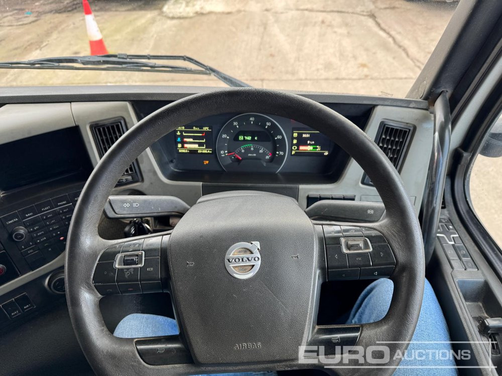 2016 Volvo FM410 - Автобетоносмеситель: фото 4 2016 Volvo FM410 - Автобетоносмеситель: фото 4