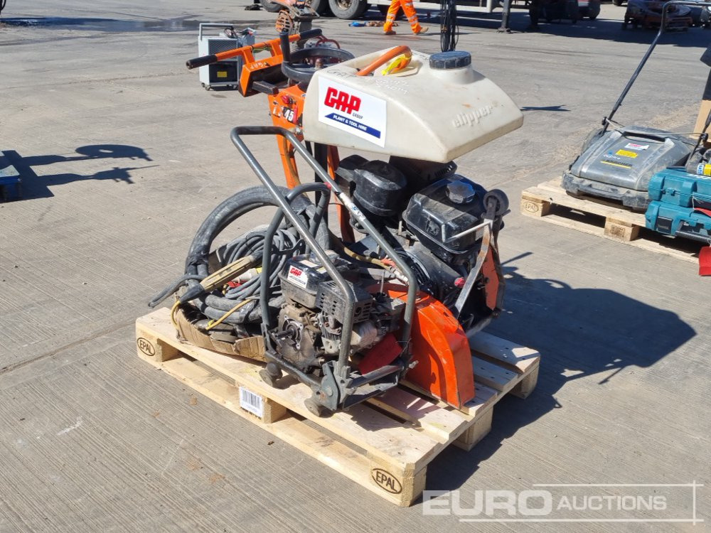 Pallet of Petrol Road Saw, Compaction Plate (Spares), Poker, Breaker - Асфальтоукладочная техника: фото 1 Pallet of Petrol Road Saw, Compaction Plate (Spares), Poker, Breaker - Асфальтоукладочная техника: фото 1