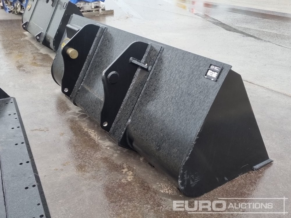 Unused Strickland 90" Loading Bucket to suit Manitou Telehandler - Ковш: фото 5 Unused Strickland 90" Loading Bucket to suit Manitou Telehandler - Ковш: фото 5