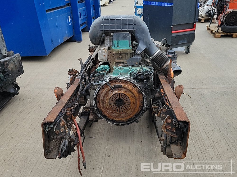 Volvo 6 Cylinder Engine - Двигатель: фото 2 Volvo 6 Cylinder Engine - Двигатель: фото 2