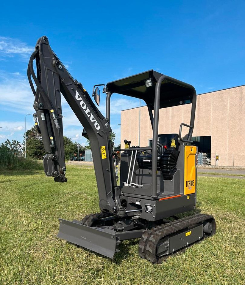Miniescavatore Volvo ECR18E - Мини-экскаватор: фото 1 Miniescavatore Volvo ECR18E - Мини-экскаватор: фото 1