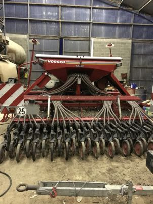 Horsch express 3,5 td + Horsch - Посевной комплекс: фото 1 Horsch express 3,5 td + Horsch - Посевной комплекс: фото 1