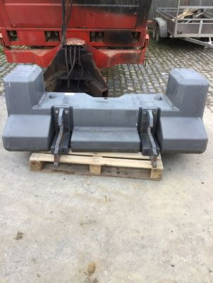 Masse 1800kg - Противовес для Тракторов: фото 1