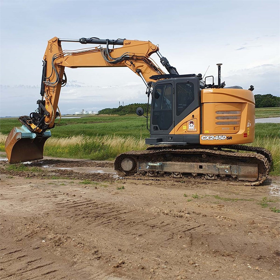 Case CX245D SR - Гусеничный экскаватор: фото 1 Case CX245D SR - Гусеничный экскаватор: фото 1