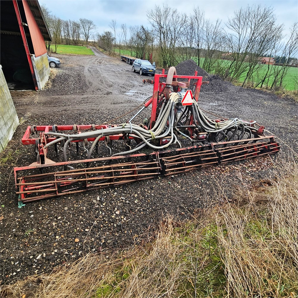 Harsø 8 meter nedfælder - Техника для внесения удобрений: фото 1 Harsø 8 meter nedfælder - Техника для внесения удобрений: фото 1