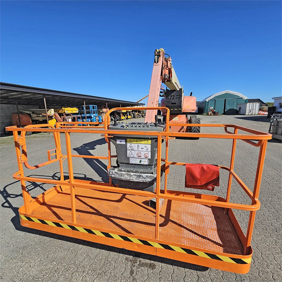 JLG 1250 AJP - Коленчатый подъемник: фото 3 JLG 1250 AJP - Коленчатый подъемник: фото 3