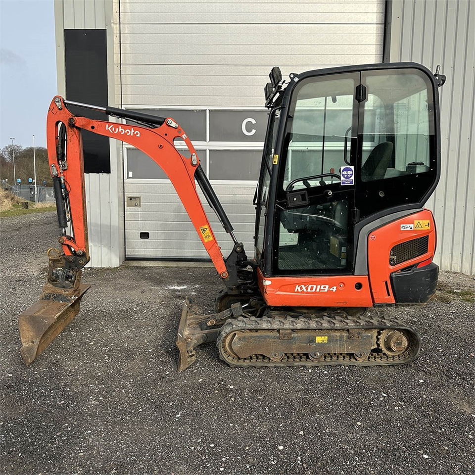 Kubota KX019-4 - Мини-экскаватор: фото 1 Kubota KX019-4 - Мини-экскаватор: фото 1