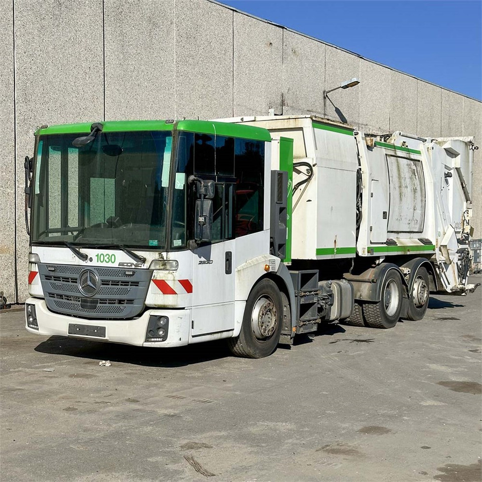 Mercedes Econic 2630 (L 6x2/4) - Мусоровоз: фото 1 Mercedes Econic 2630 (L 6x2/4) - Мусоровоз: фото 1