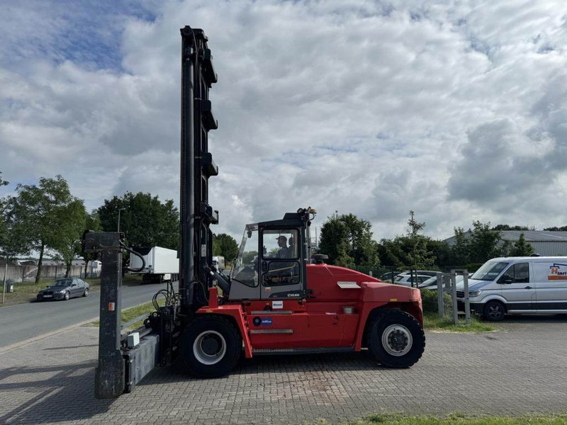 Kalmar DCE70-35E4 - Контейнерный погрузчик: фото 1 Kalmar DCE70-35E4 - Контейнерный погрузчик: фото 1