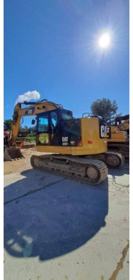 CAT 325F CR - Гусеничный экскаватор: фото 1 CAT 325F CR - Гусеничный экскаватор: фото 1