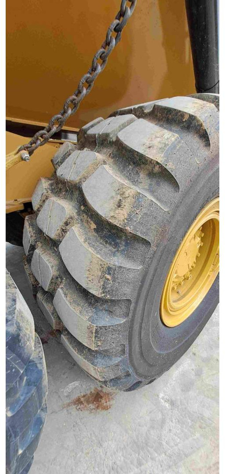 CAT 730 в лизинг CAT 730: фото 13