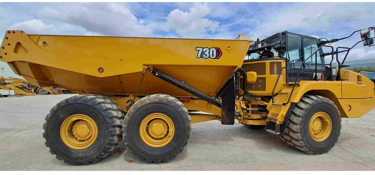 CAT 730 в лизинг CAT 730: фото 18