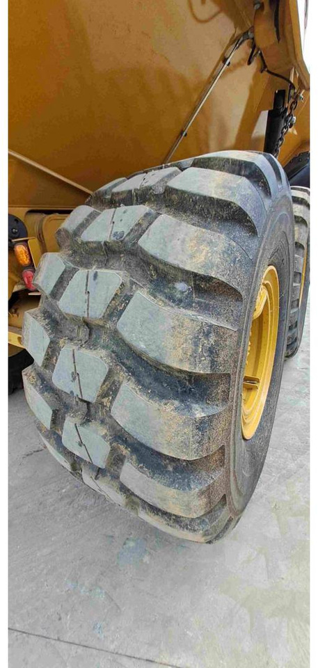CAT 730 в лизинг CAT 730: фото 10