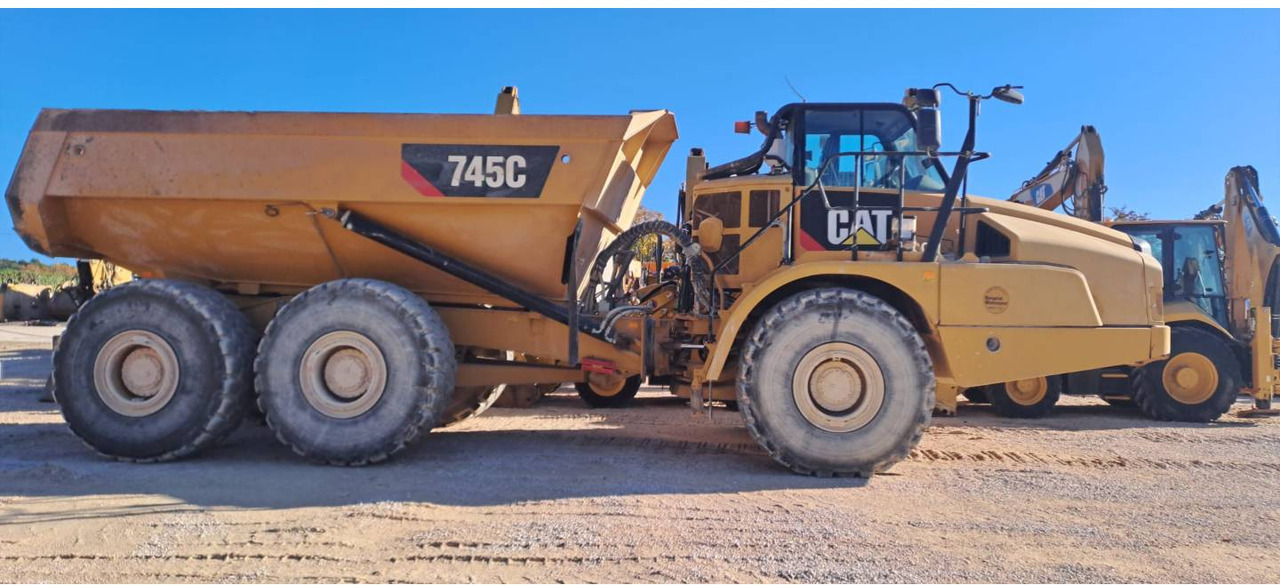 CAT 745C в лизинг CAT 745C: фото 15