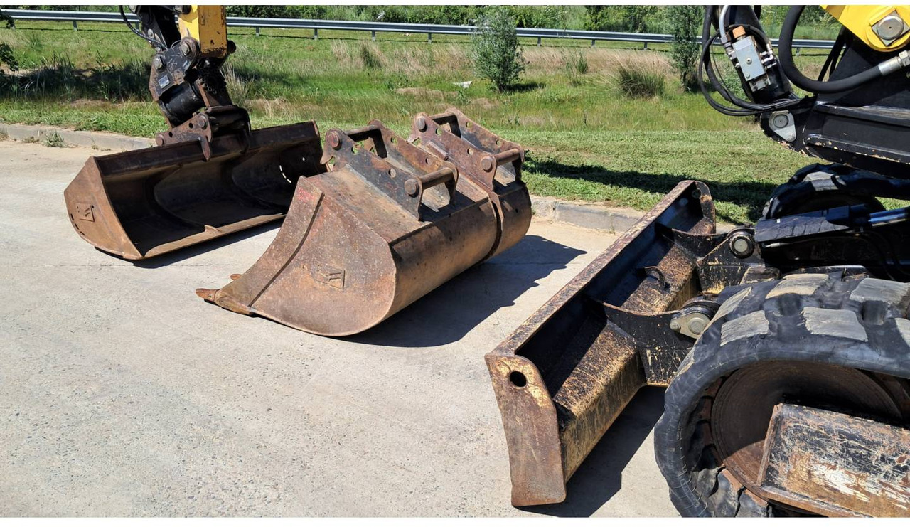 Гусеничный экскаватор YANMAR SV120: фото 16