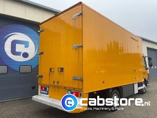 DAF LF 45.160 4x2 Euro 5 EEV - Year 2008 - Mobiele werkplaats - Bakwagen - Closed box - Km 268.123 - Грузовик с закрытым кузовом: фото 4 DAF LF 45.160 4x2 Euro 5 EEV - Year 2008 - Mobiele werkplaats - Bakwagen - Closed box - Km 268.123 - Грузовик с закрытым кузовом: фото 4
