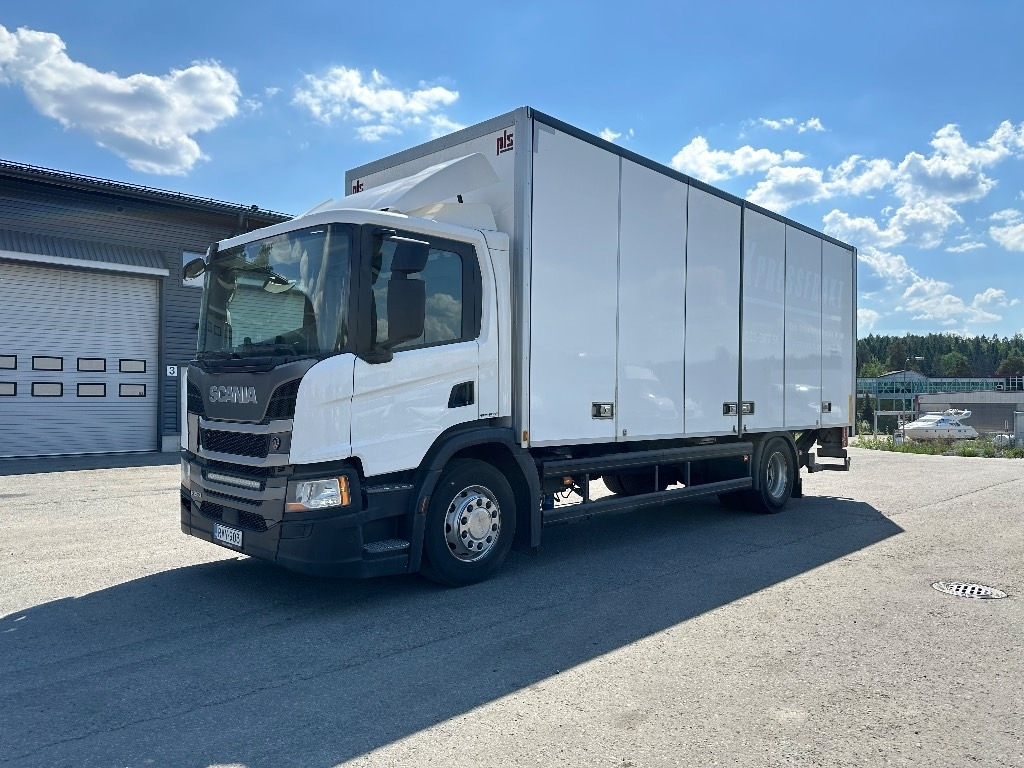 Scania P250 - Грузовик с закрытым кузовом: фото 1 Scania P250 - Грузовик с закрытым кузовом: фото 1
