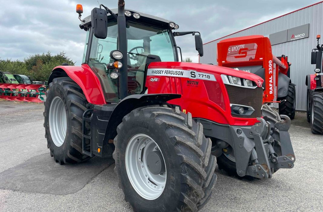Massey Ferguson MF 7718 S DYNA 6 - Трактор: фото 1 Massey Ferguson MF 7718 S DYNA 6 - Трактор: фото 1