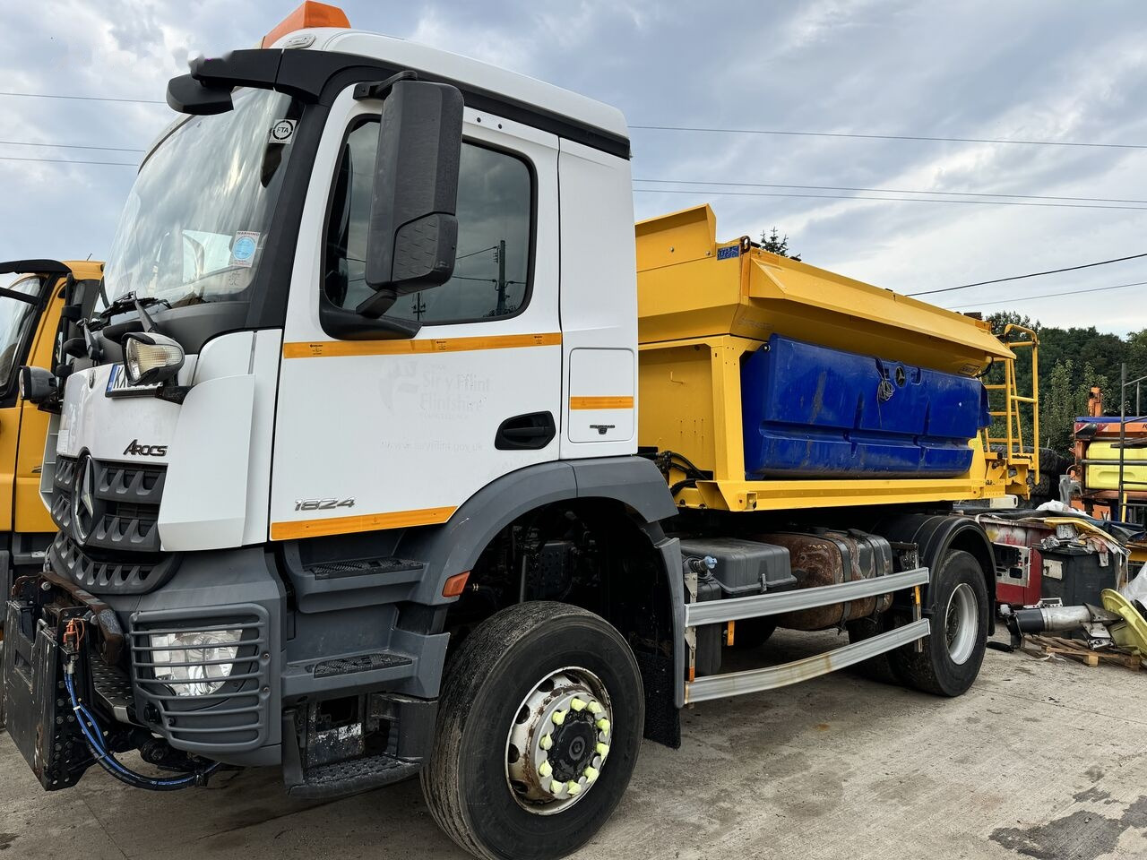 Mercedes-Benz 1824 - Коммунальная/ Специальная техника, Грузовик: фото 1 Mercedes-Benz 1824 - Коммунальная/ Специальная техника, Грузовик: фото 1