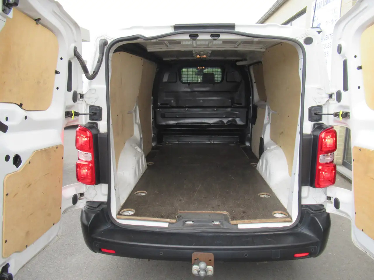 Citroen Jumpy L3 AIRCO 13900€+TVA/BTW - Цельнометаллический фургон: фото 5 Citroen Jumpy L3 AIRCO 13900€+TVA/BTW - Цельнометаллический фургон: фото 5