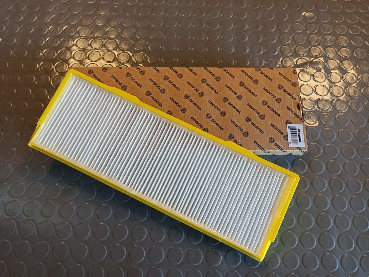 SCANIA AIR FILTER - 1913500 - Салонный фильтр для Грузовиков: фото 1 SCANIA AIR FILTER - 1913500 - Салонный фильтр для Грузовиков: фото 1