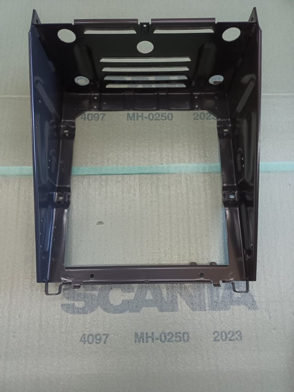 SCANIA BATTERY BOX - 367510 - Аккумулятор для Грузовиков: фото 1
