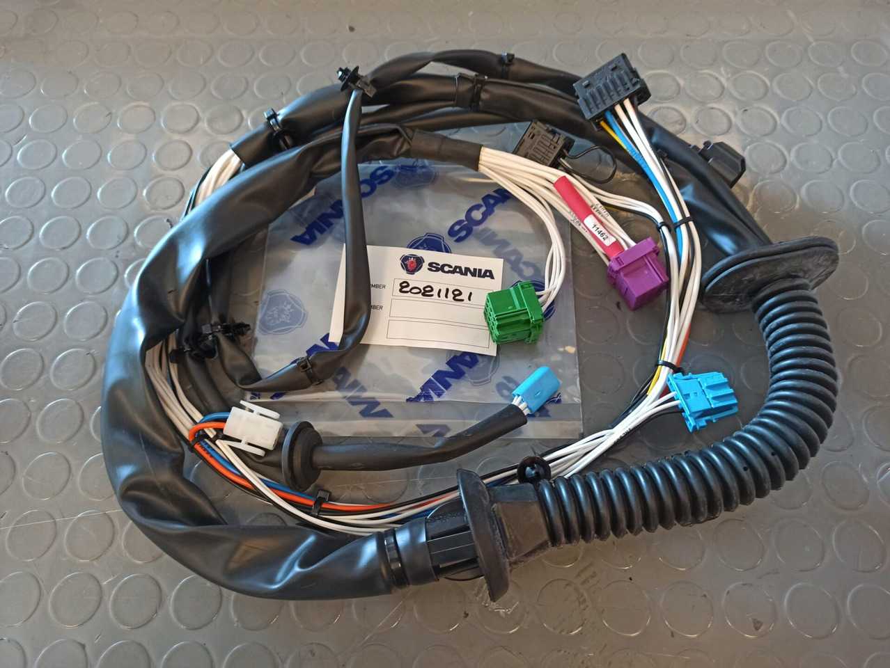 SCANIA CABLE HARNESS - 2021121 - Кабели/ Провода для Грузовиков: фото 1 SCANIA CABLE HARNESS - 2021121 - Кабели/ Провода для Грузовиков: фото 1