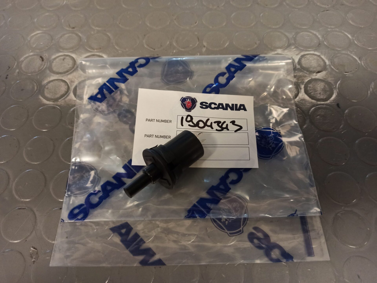 SCANIA DOOR SWITCH - 1904343 - Дверь и запчасти для Грузовиков: фото 1
