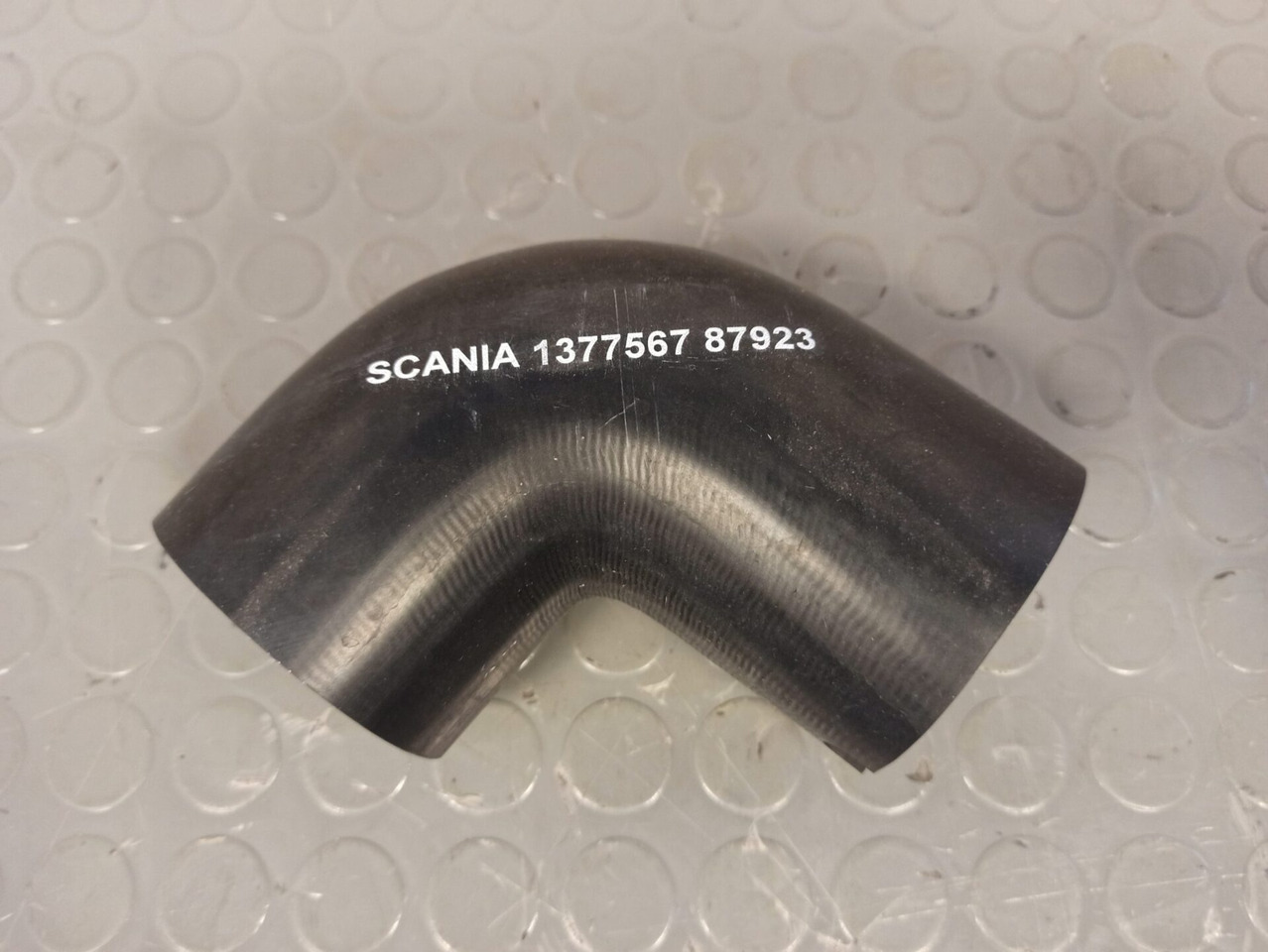 SCANIA HOSE - 1377567 - Коробка передач и запчасти для Грузовиков: фото 1