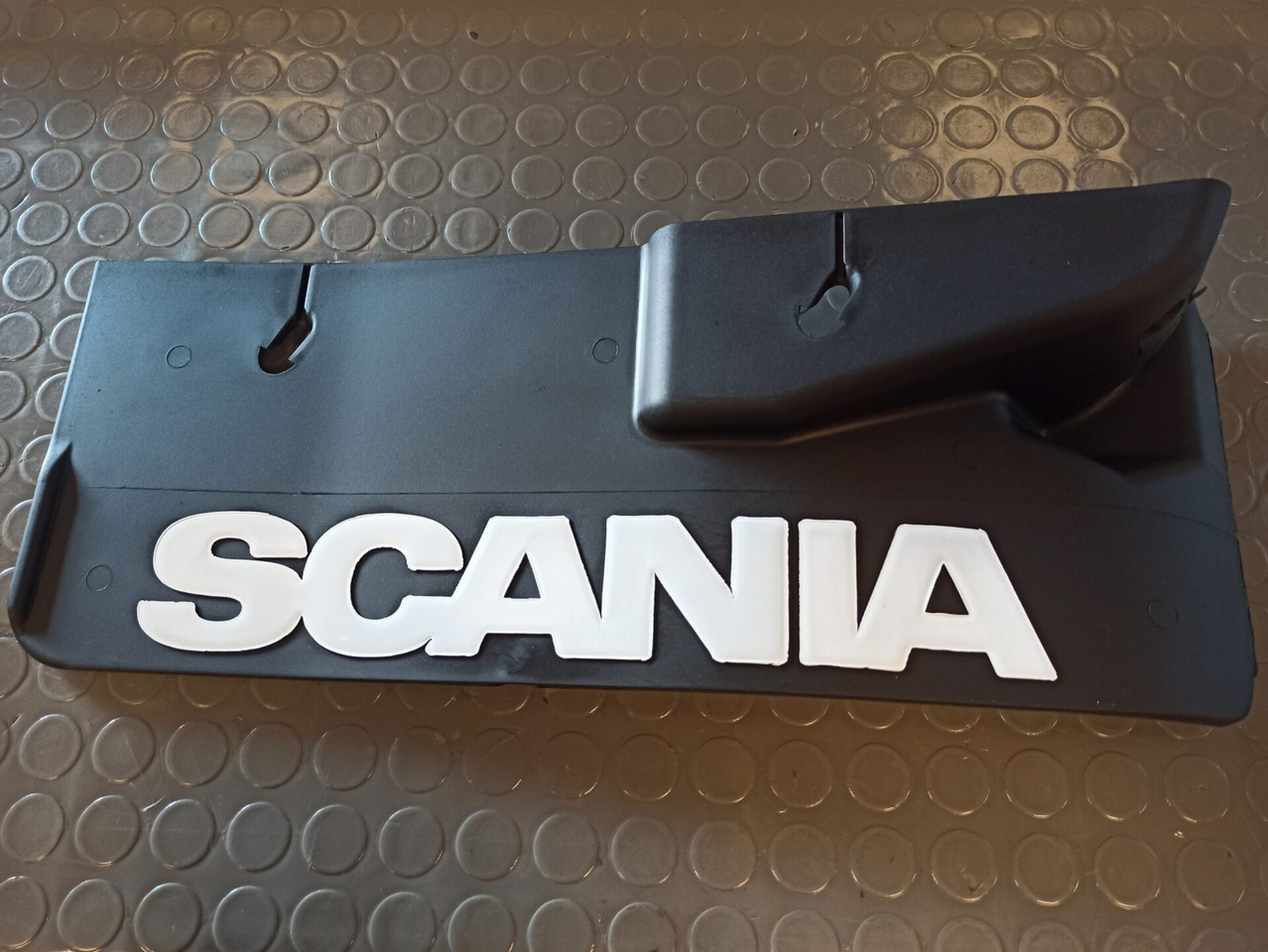 SCANIA MUDFLAP - 1361760 - Рама/ Шасси для Грузовиков: фото 1 SCANIA MUDFLAP - 1361760 - Рама/ Шасси для Грузовиков: фото 1