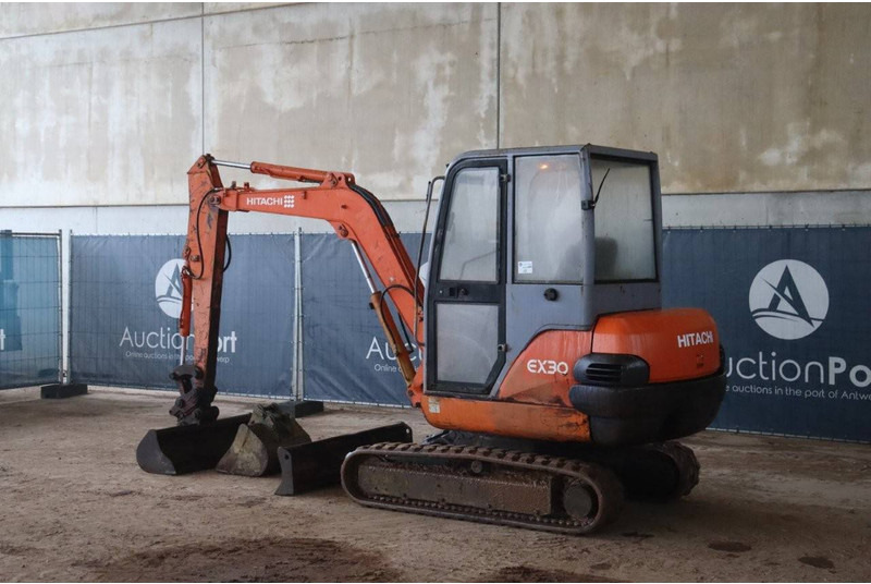 Hitachi EX30-2 - Гусеничный экскаватор: фото 3 Hitachi EX30-2 - Гусеничный экскаватор: фото 3