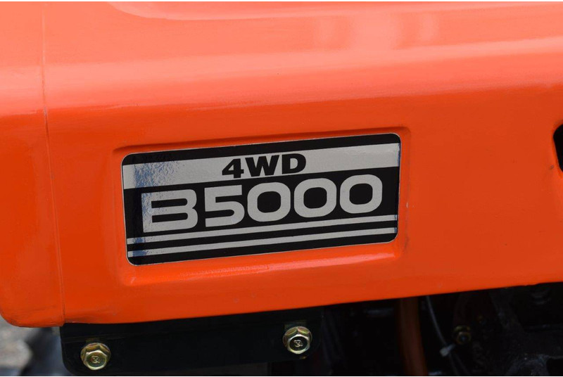 Kubota B5000 - Трактор: фото 5 Kubota B5000 - Трактор: фото 5