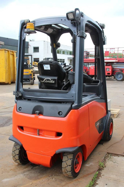 Linde E20PH-02 - Электропогрузчик: фото 5 Linde E20PH-02 - Электропогрузчик: фото 5