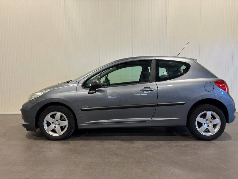 Peugeot 207 - Легковой автомобиль: фото 2 Peugeot 207 - Легковой автомобиль: фото 2