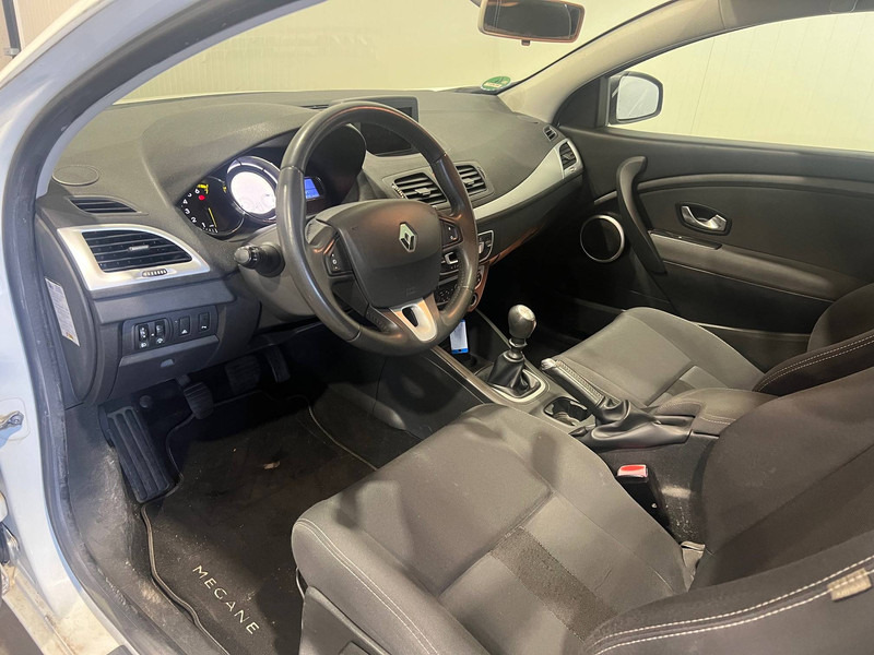 Renault Mégane - Легковой автомобиль: фото 4 Renault Mégane - Легковой автомобиль: фото 4